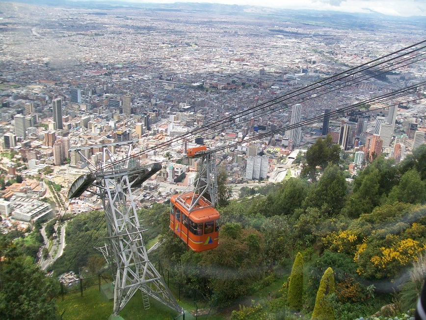 a cable car coming up